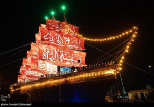 فیلمی از کشتی بزرگ «سفینه النجاه حسینی(ع)» در میدان آزادی