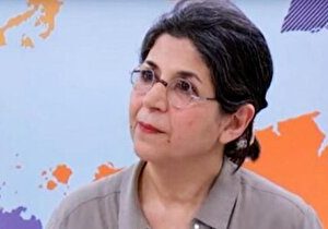 فریبا عادلخواه ؛زن زندانی ۲ تابعیتی پس از آزادی از ایران رفت