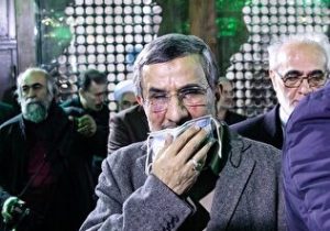 احمدی‌نژاد دنبال چیست که مشایی و بقایی را رها کرده است؟