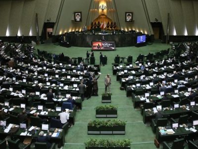 حقوق پیشنهادی امام جمعه اردبیل برای نمایندگان مجلس خبرساز شد