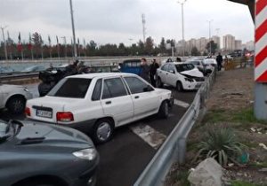 تصادف زنجیره‌ای در آزاد راه تهران