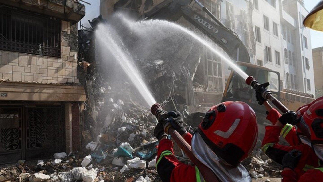 از نجات جان سربازی که ۴ ساعت زیر آوار مانده بود تا فرماندهی در حادثه صدا و سیما