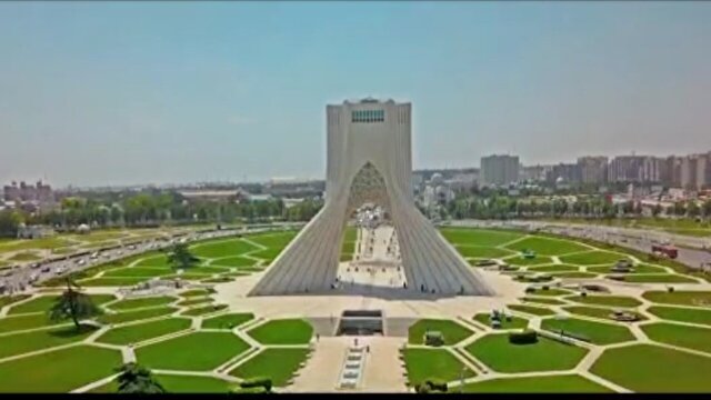 نماهنگ خورشید‌های خاکی؛ هدیه‌ای به تمامی شهدای سرزمین‌مان + فیلم