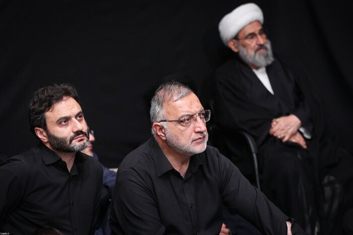 مراسم عزاداری شب تاسوعای حسینی در حسینیه امام خمینی (ره)