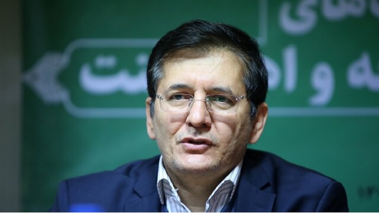 نباید همه اتباع را با یک اقدام احساسی از کشور طرد کرد