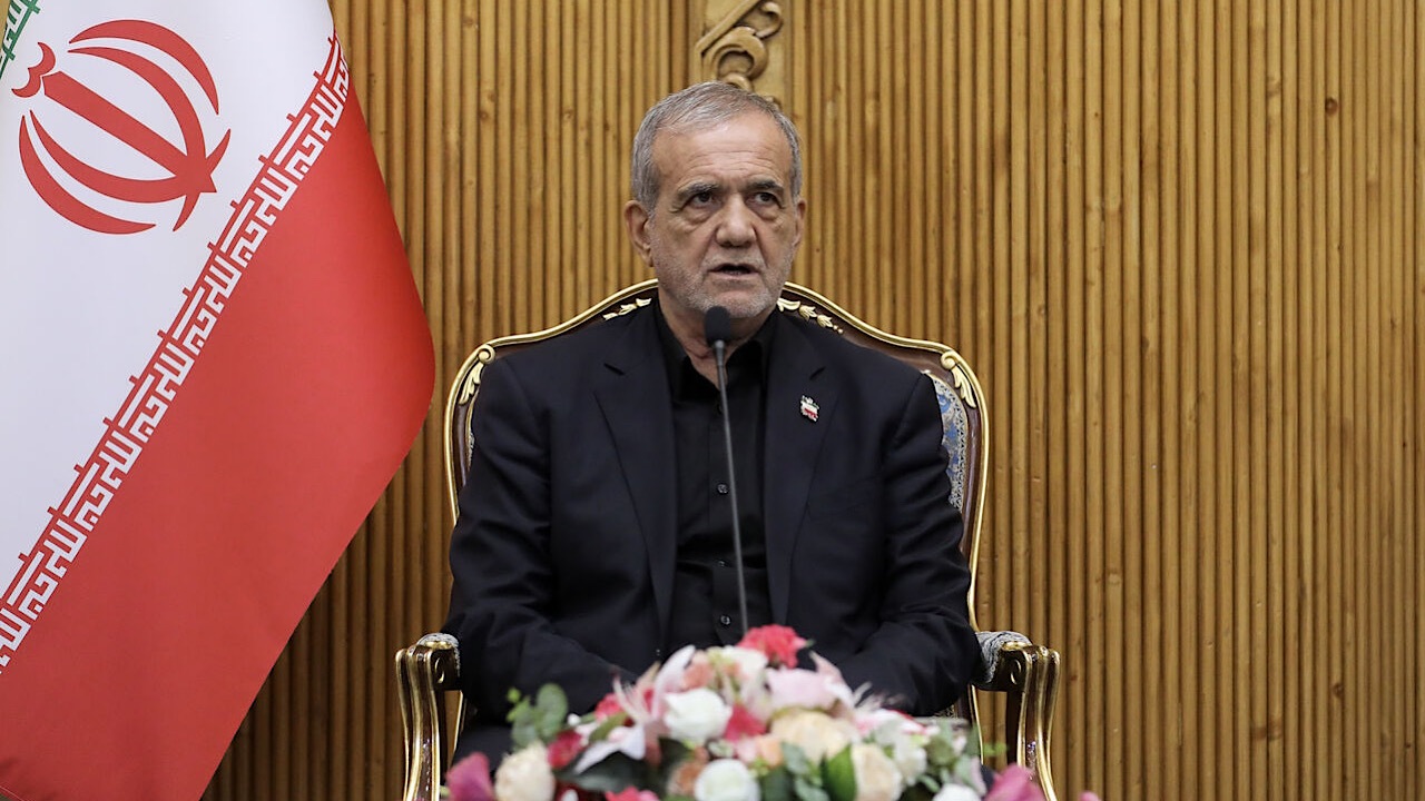 پزشکیان: کشور‌های حاضر در نشست اکو با صراحت اقدامات رژیم صهیونیستی را محکوم کردند