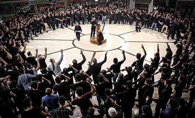 پوشش سنتی محرم و روایت آیین‌های عاشورایی در فرهنگ ایرانی