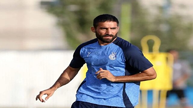 استقلالی ماندن مهرداد محمدی در گرو مذاکره با ساپینتو