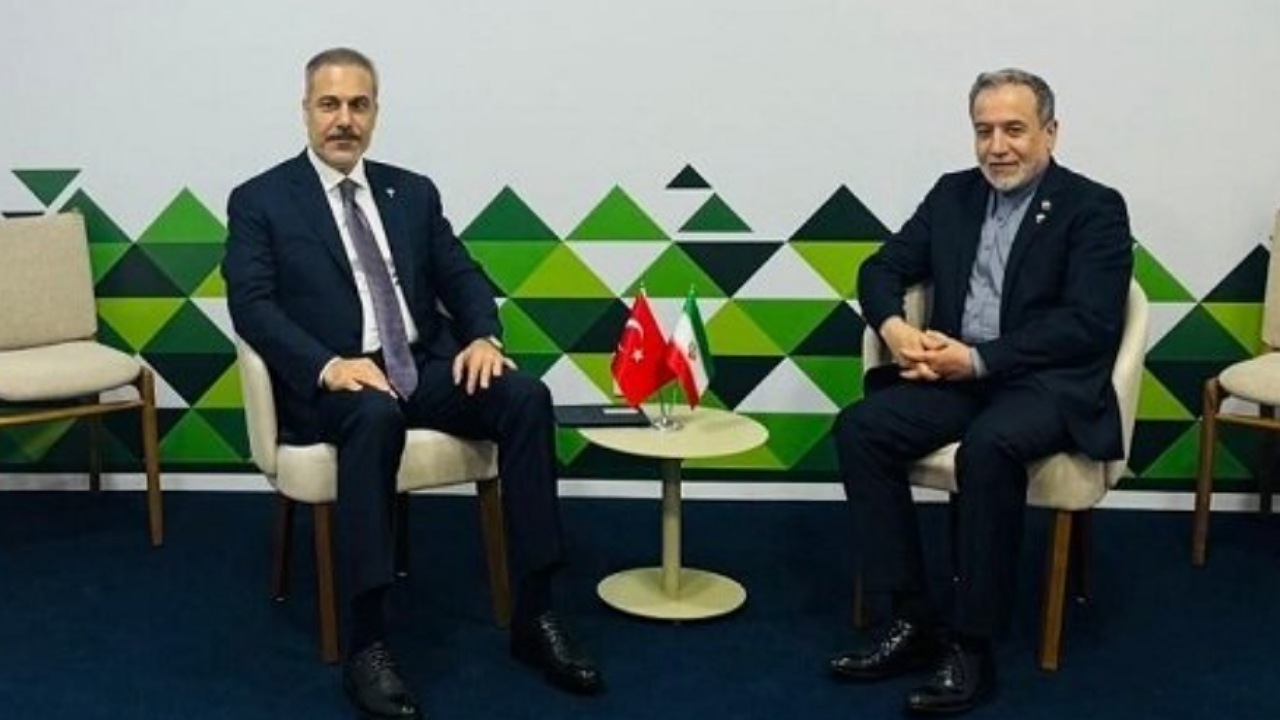 دیدار و گفتگوی وزرای خارجه ایران و ترکیه