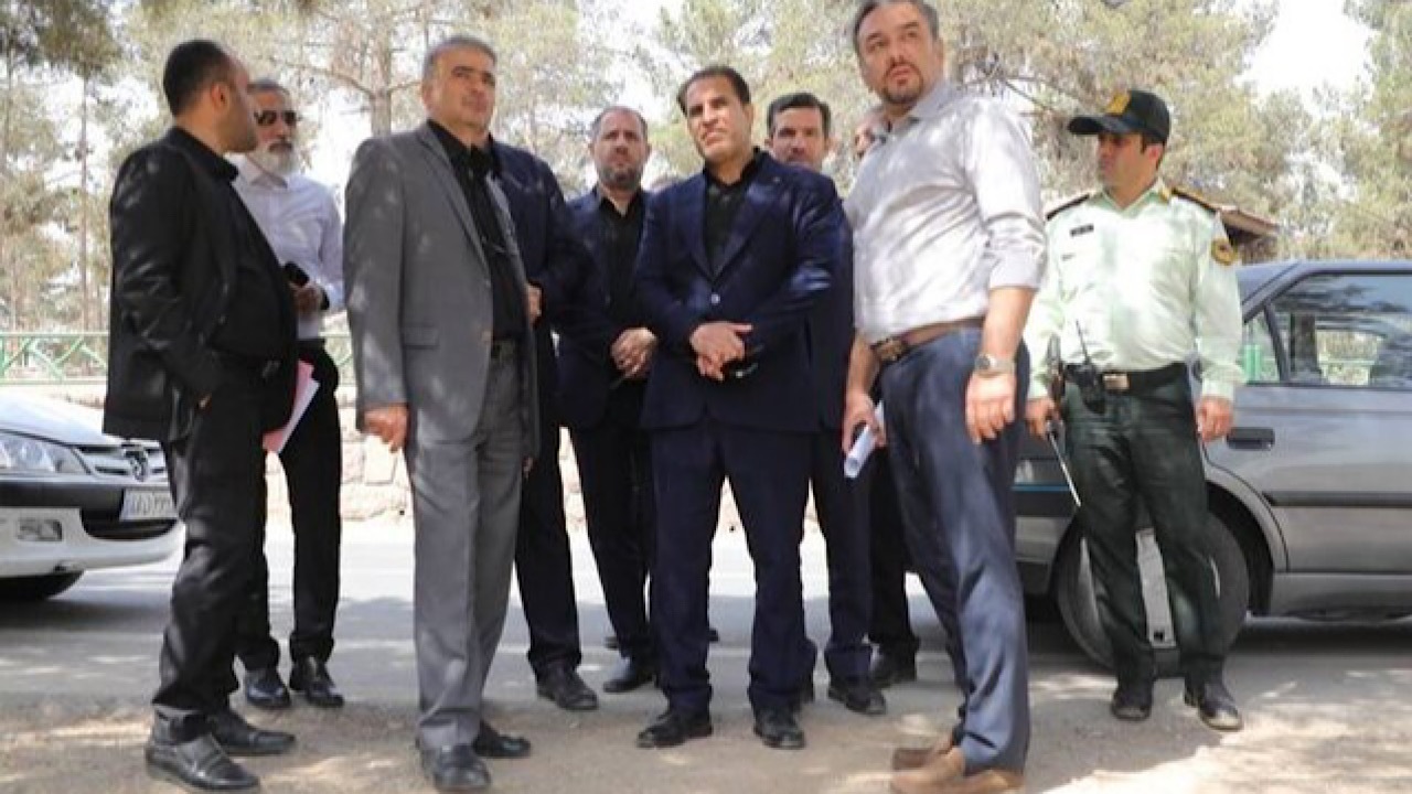 ضرورت مقابله با آفات و احیای درختان بوستان سرخه حصار