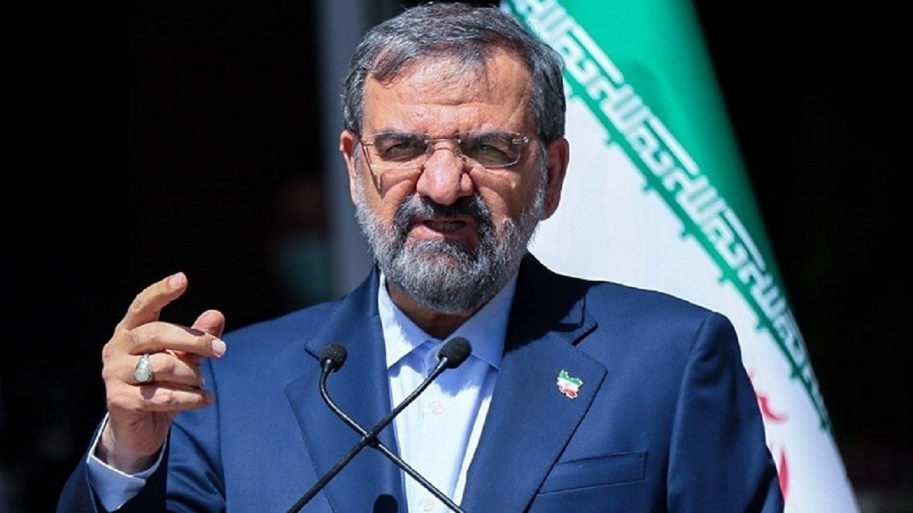 محسن رضایی: دعوا‌های جناحی، بازی در زمین دشمن است