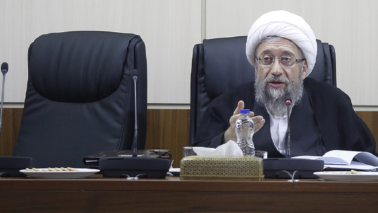 آملی‌لاریجانی: هر رفتار تفرقه‌انگیز در خدمت جبهه صهیونیسم است