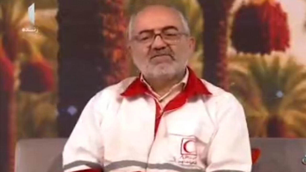 کمک مثال زدنی اقشار مختلف جامعه برای یاری رسانی به مصدومان در شرایط جنگی + فیلم