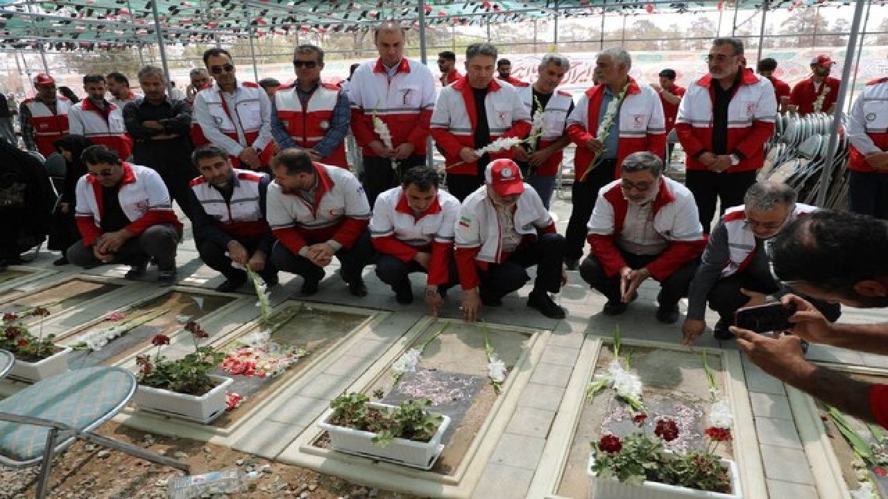 برگزاری مراسم بزرگداشت شهدای امدادگر دفاع مقدس ۱۲ روزه