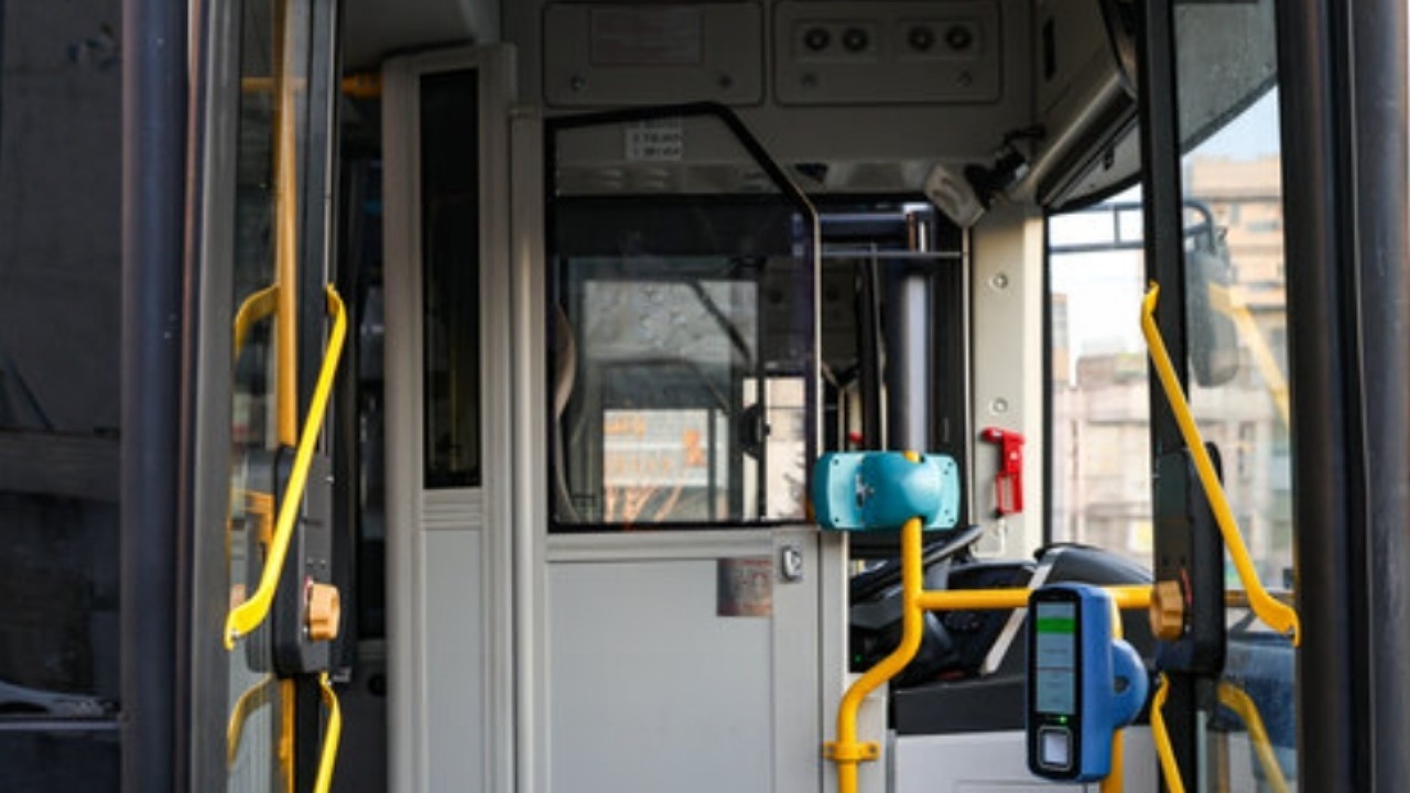 تجهیز بیش از ۲۲۰۰ دستگاه اتوبوس پایتخت به کارتخوان