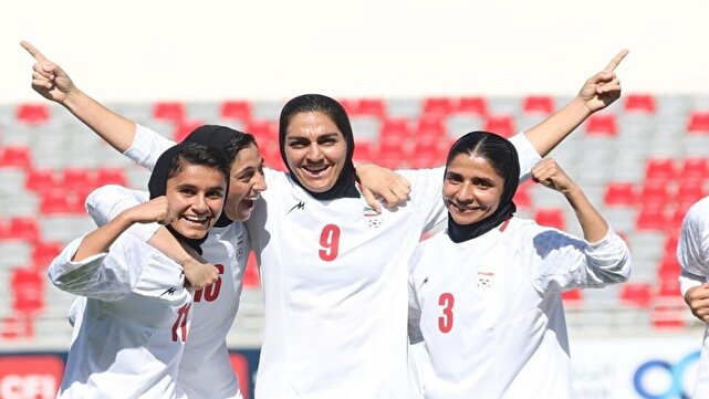 تماس تاج با ملیپوشان فوتبال بانوان: شما افتخار ایران هستید