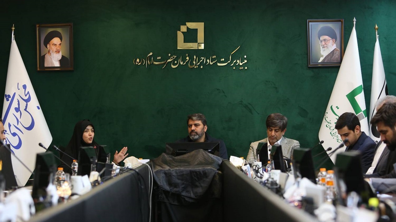 امضای تفاهم‌نامه همکاری ۶۰۰ میلیارد تومانی جهت راه‌اندازی نیروگاه‌های خورشیدی به همت بنیاد برکت