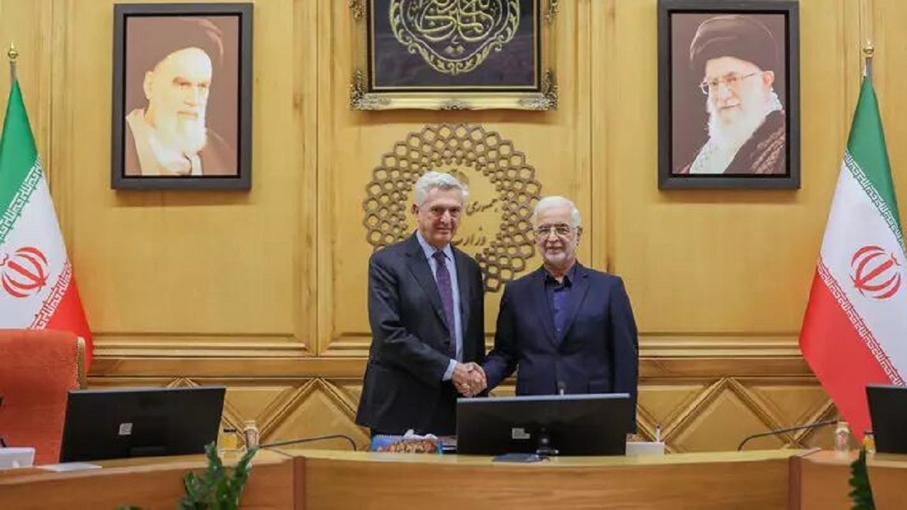 دیدار کمیسر عالی سازمان ملل در امور پناهندگان با وزیر کشور