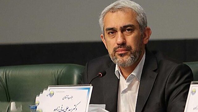 مدنی زاده: خلاء قانونی درخصوص خروج بانکها از بنگاه داری وجود ندارد