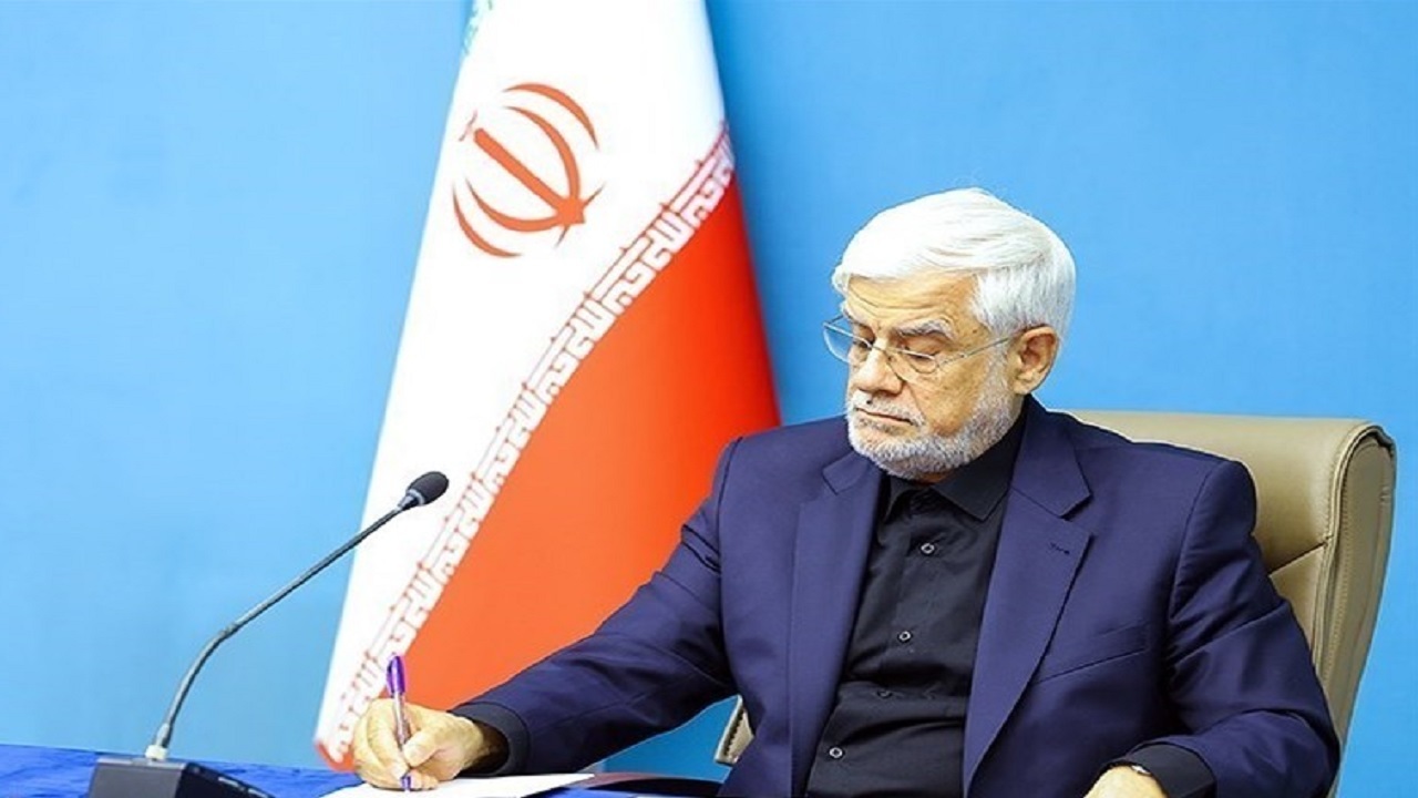 عارف: توکلی به صداقت و پاکدستی شناخته میشد