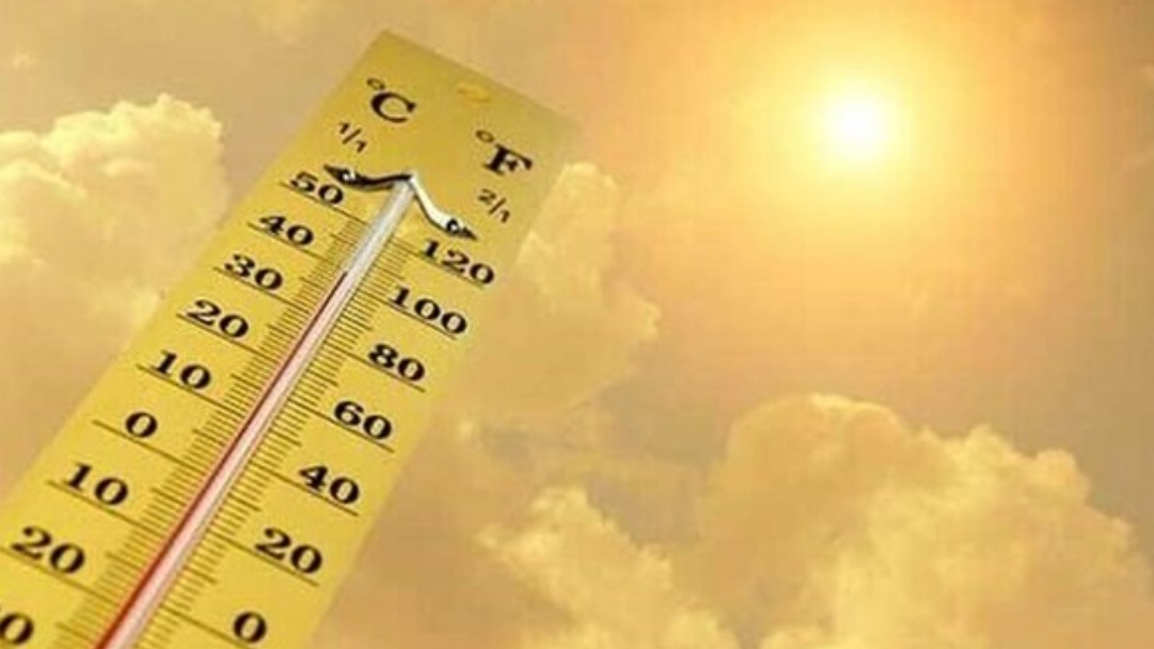 شهروندان در زمان اوج تابش خورشید از حضور غیرضروری در فضای باز خودداری کنند