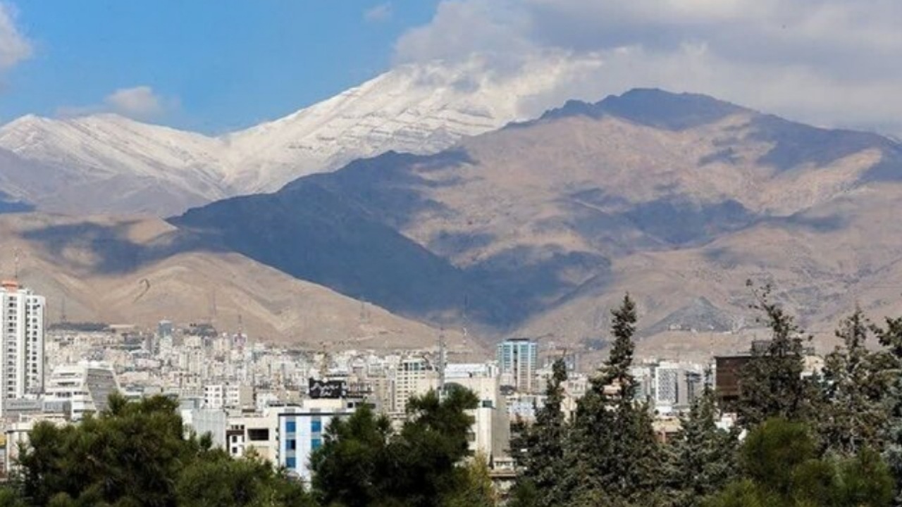 کیفیت هوای تهران قابل قبول است