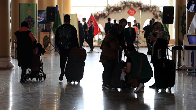 سفر ایرانیان مقیم خارج به کشور تسهیل می‌شود/ بازدید سالانه ۱۵ میلیون گردشگر خارجی از ایران