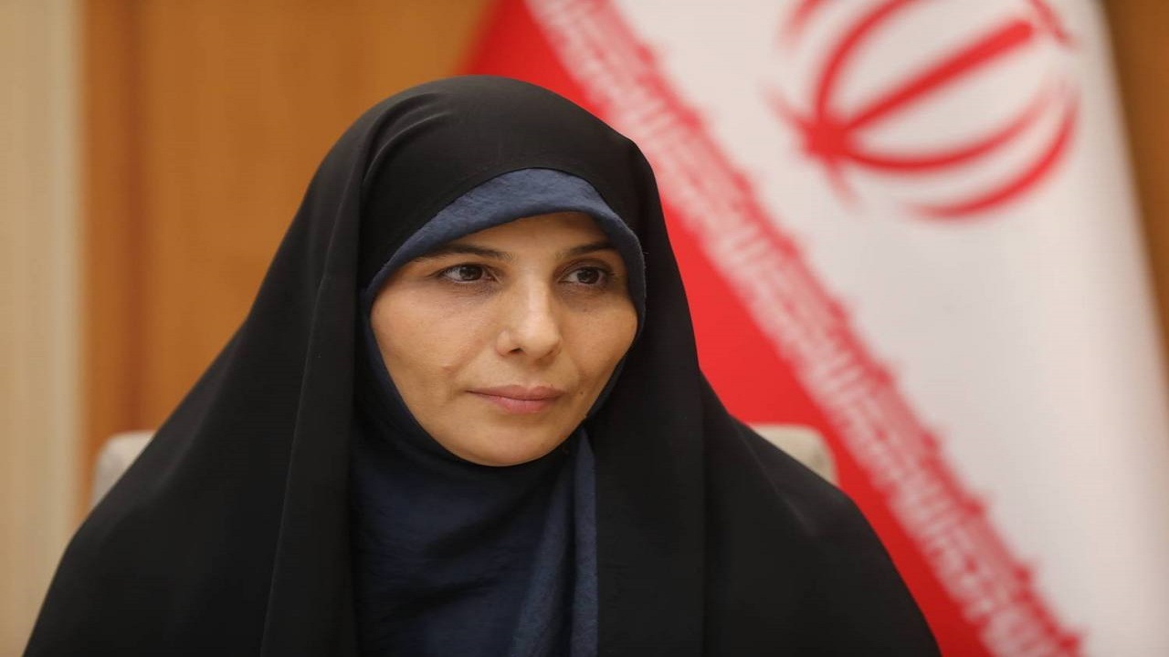 منطقه۸ نخستین منطقه در توزیع بن‌کارت‌های اقلام ضروری خانواده‌های آسیب‌دیده