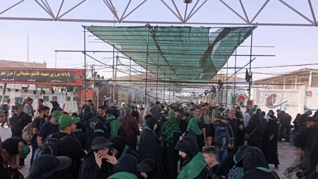 ۲۱۷۰ اتوبوس و ون آماده خدمترسانی به زائران اربعین/ جابجایی بیش از ۱۷۱ هزار زائر در مرز مهران؛ تاکنون