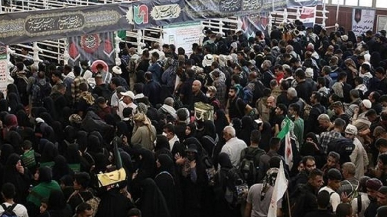 یک میلیون و ۵۰۰ هزار نفر راهی مرز مهران شده‌اند