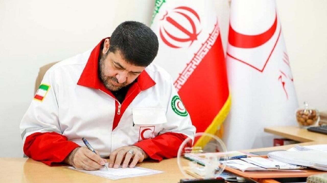 کولیوند: خبرنگار روایت‌گر امید در دل ویرانی است