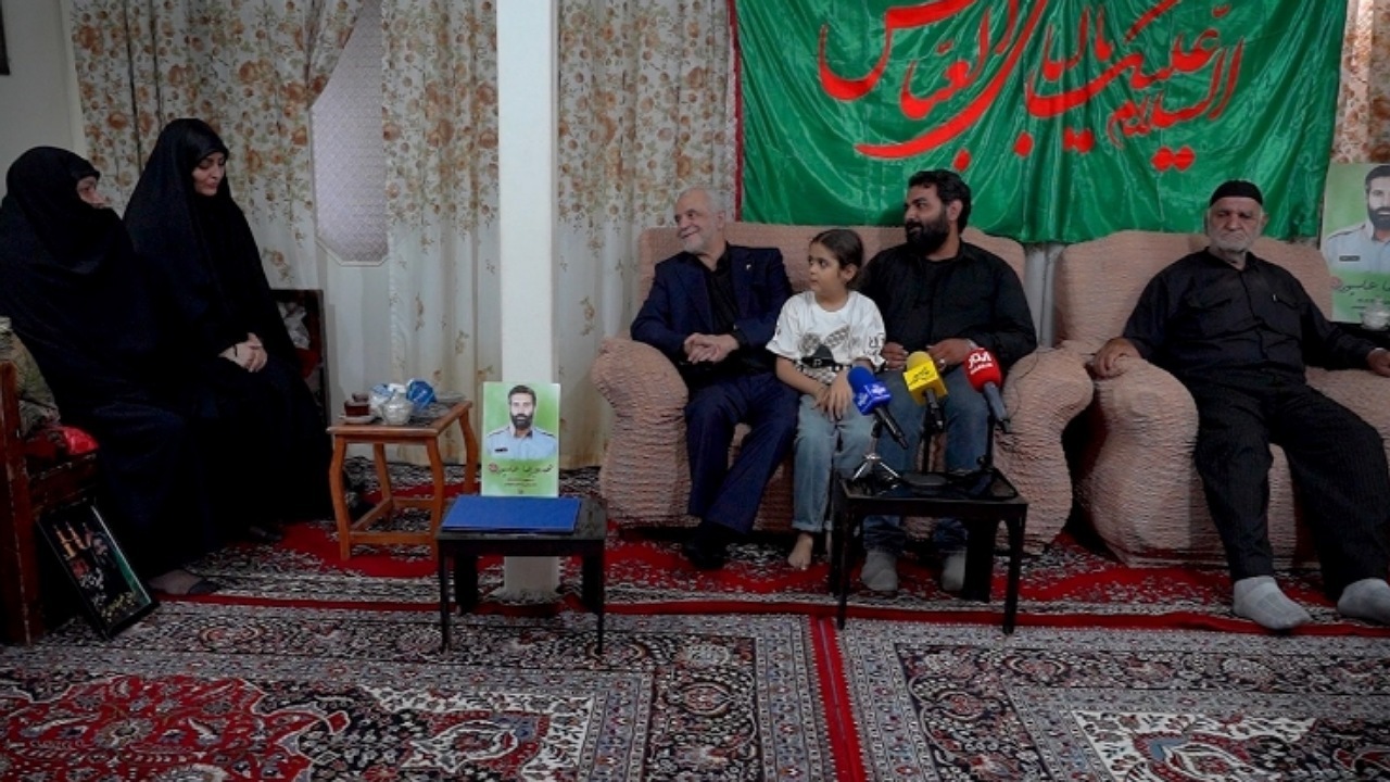 خون پاک شهدا مایه عزت و افتخار ملت ایران/ از بیان مظلومیت شهدای اخیر عاجزیم