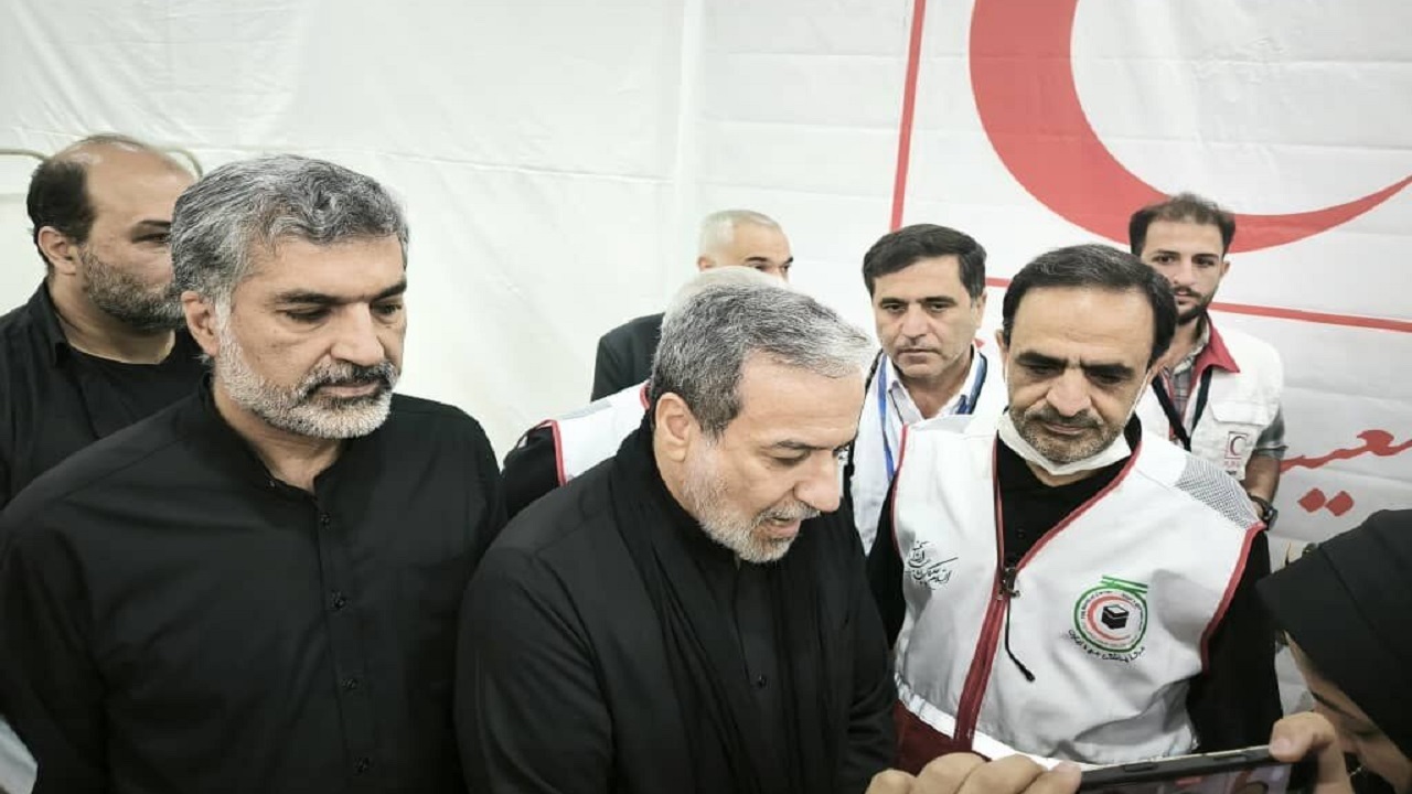 بازدید عراقچی از مراکز خدمات دستگاههای ایرانی مستقر در سرکنسولگری نجف اشرف