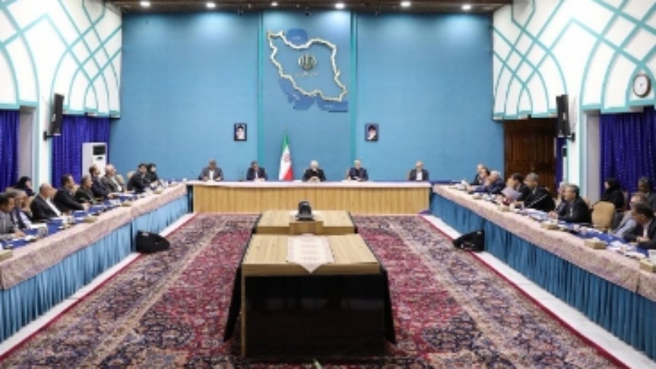 دانشگاهها در مسیر ترویج اخلاق سیاسی حرکت کنند