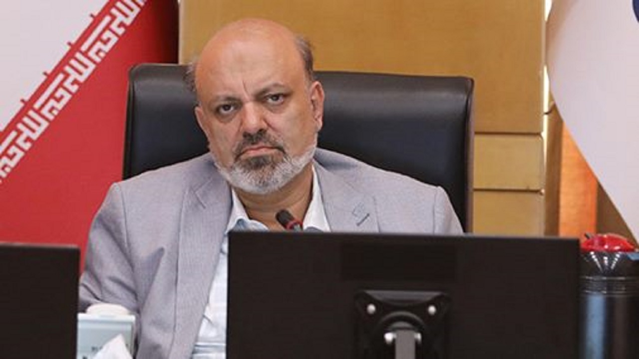 باید ۴۰۰ سرور جدید به شبکه شاد اضافه شود/ تعداد کلاسها برای ۱۷ میلیون دانشآموز کافی نیست