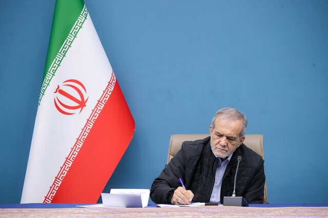 پیام پزشکیان برای روز خبرنگار و خبرنگاران