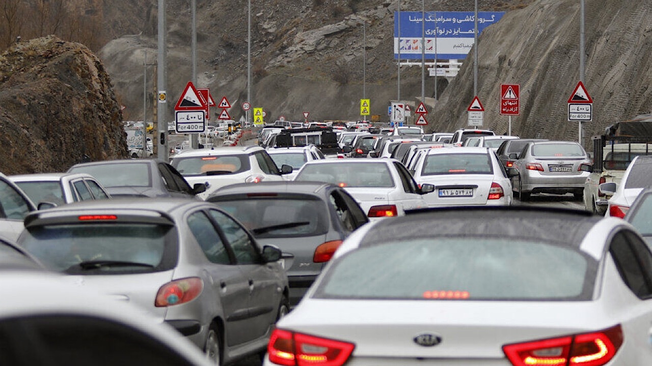 تردد در مسیر جنوب به شمال جاده چالوس و آزادراه شمال ممنوع شد