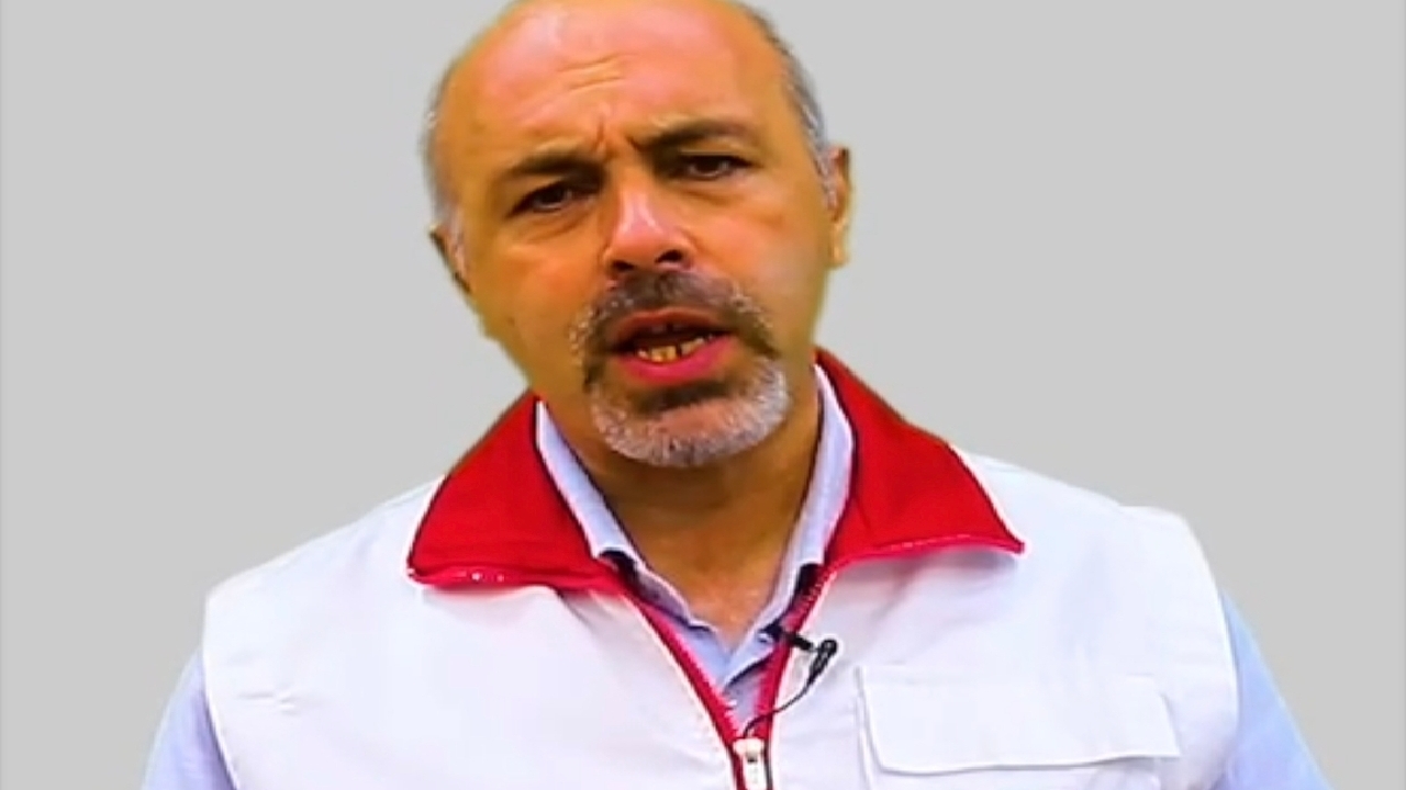 کمک‌های اولیه در زمان خفگی کودکان زیر یک سال + فیلم