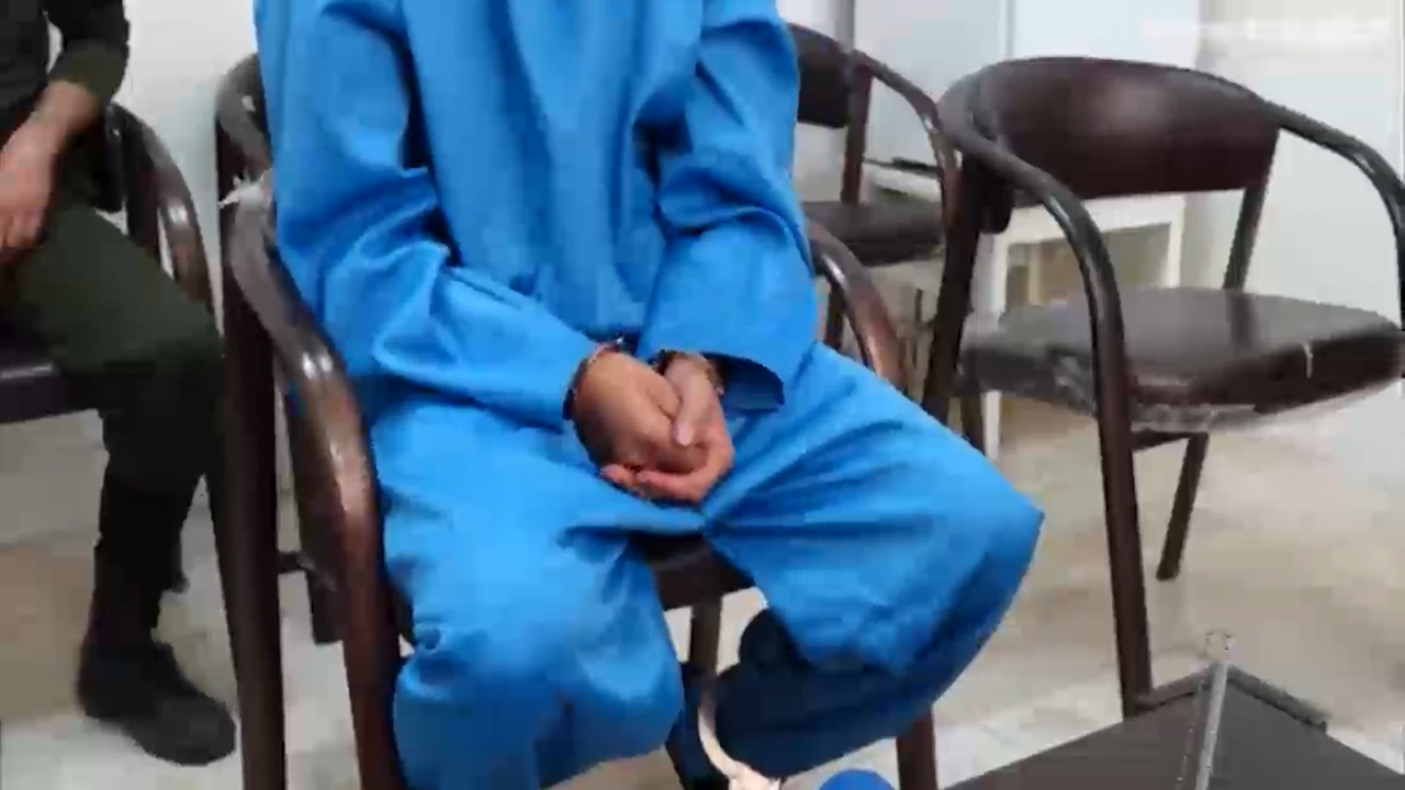 همسرم به بهانه آرایشگری مرا سرکیسه می کرد