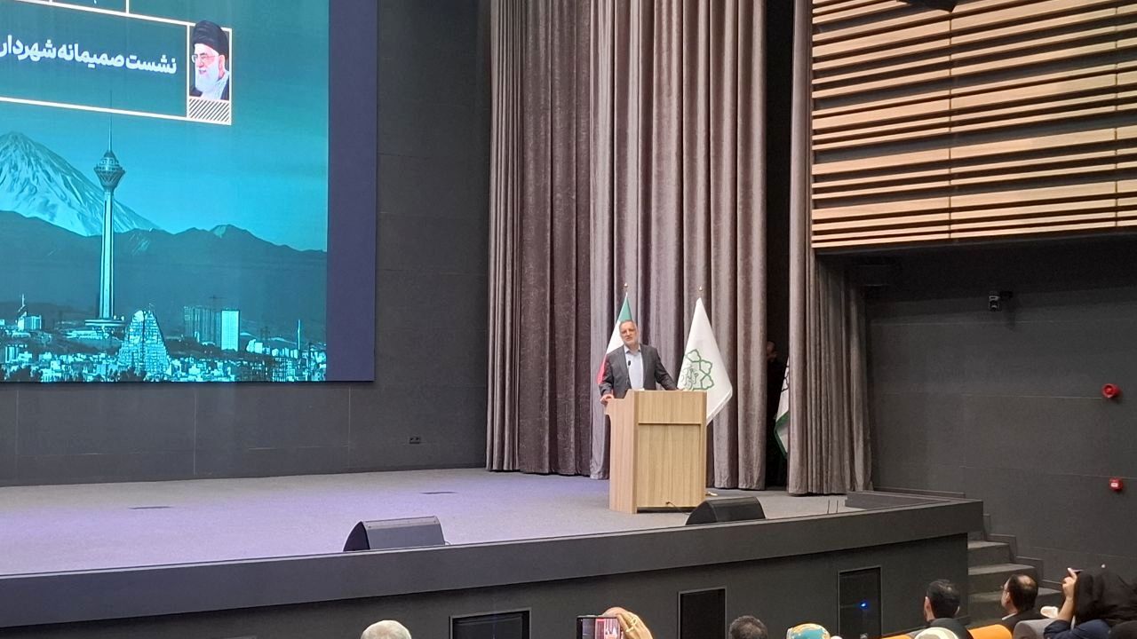 زاکانی: آب تهران کفاف ۲۴ میلیون نفر را میدهد!