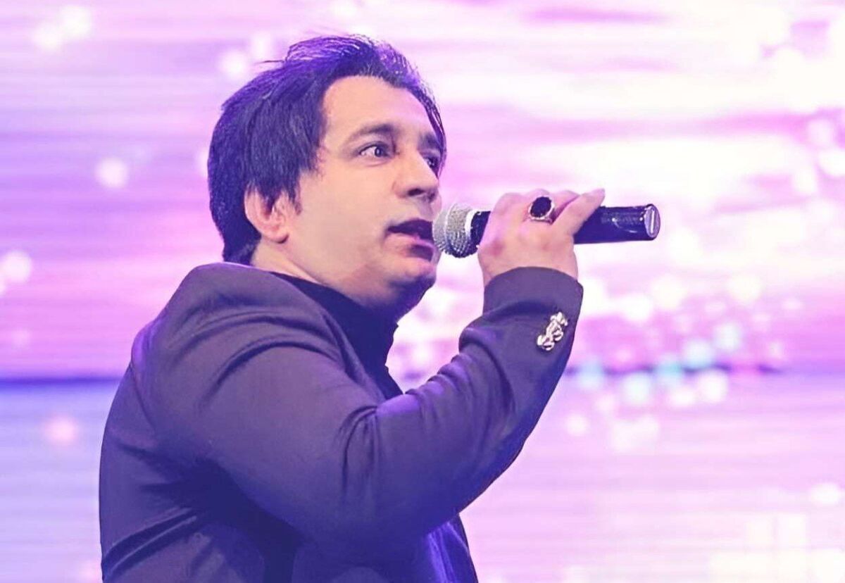 فیلم| امید جهان درگذشت؛ لحظاتی از کنسرت شب گذشته در بم پیش از سکته قلبی