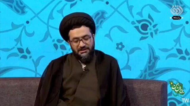 حکایت شنیدنی مردی که سالی یک بار از انگلیس به مسجد جمکران میآید + فیلم