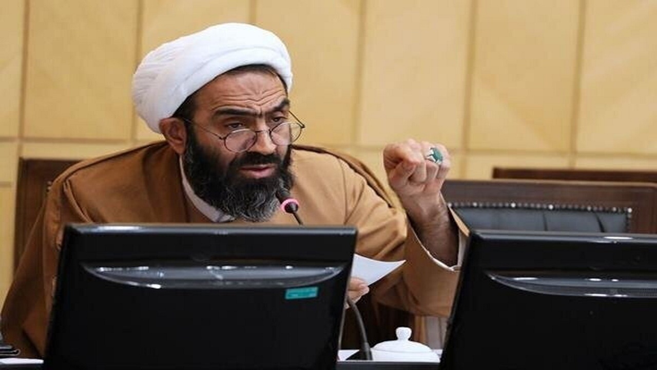 مسئولانی که وظیفه نظارت و توزیع نهادههای دامی را به درستی انجام نمیدهند، مجرم هستند