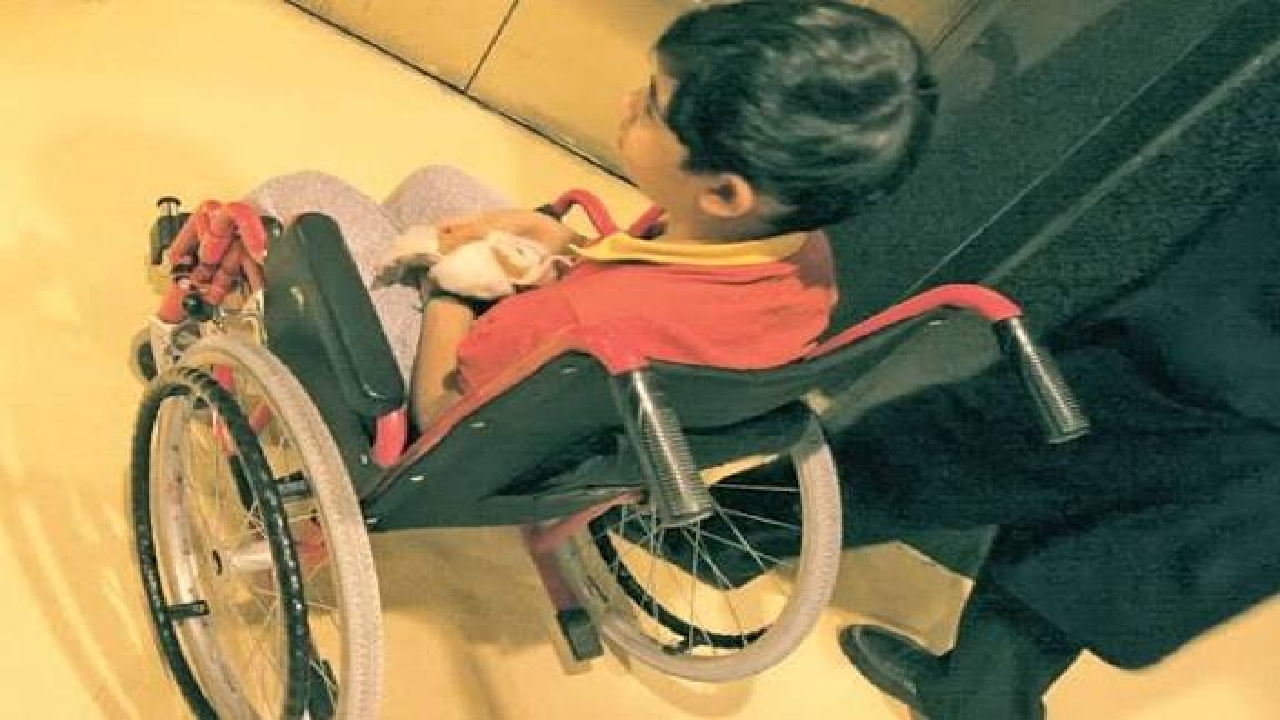 تامین ۶۰۰ دستگاه ویلچر برای کودکان دارای معلولیت با پویش «انرژی می‌رسانم»