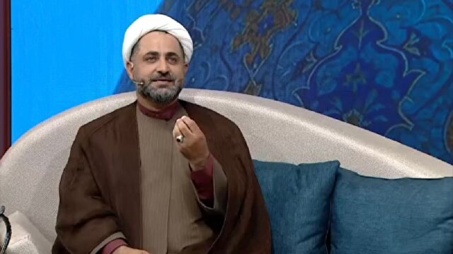 اشتباهی با عنوان تلاش دائمی برای اصلاح یکدیگر + فیلم