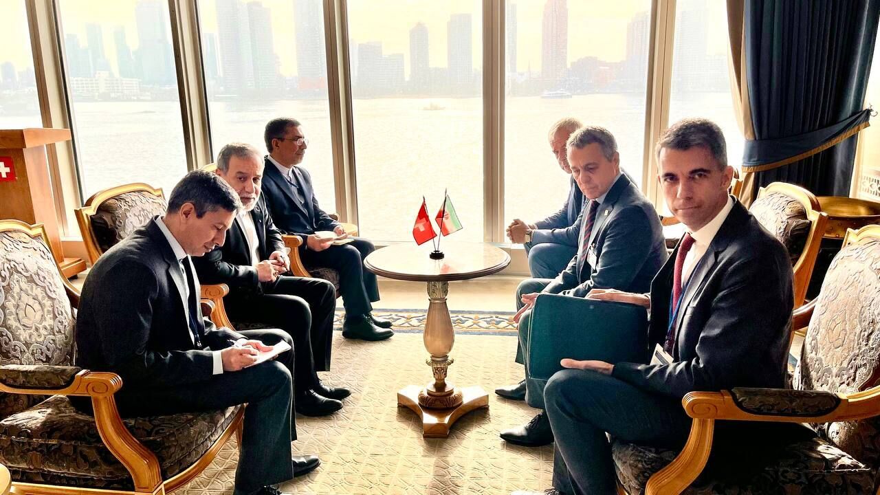 عراقچی با وزیر امور خارجه سوئیس دیدار کرد