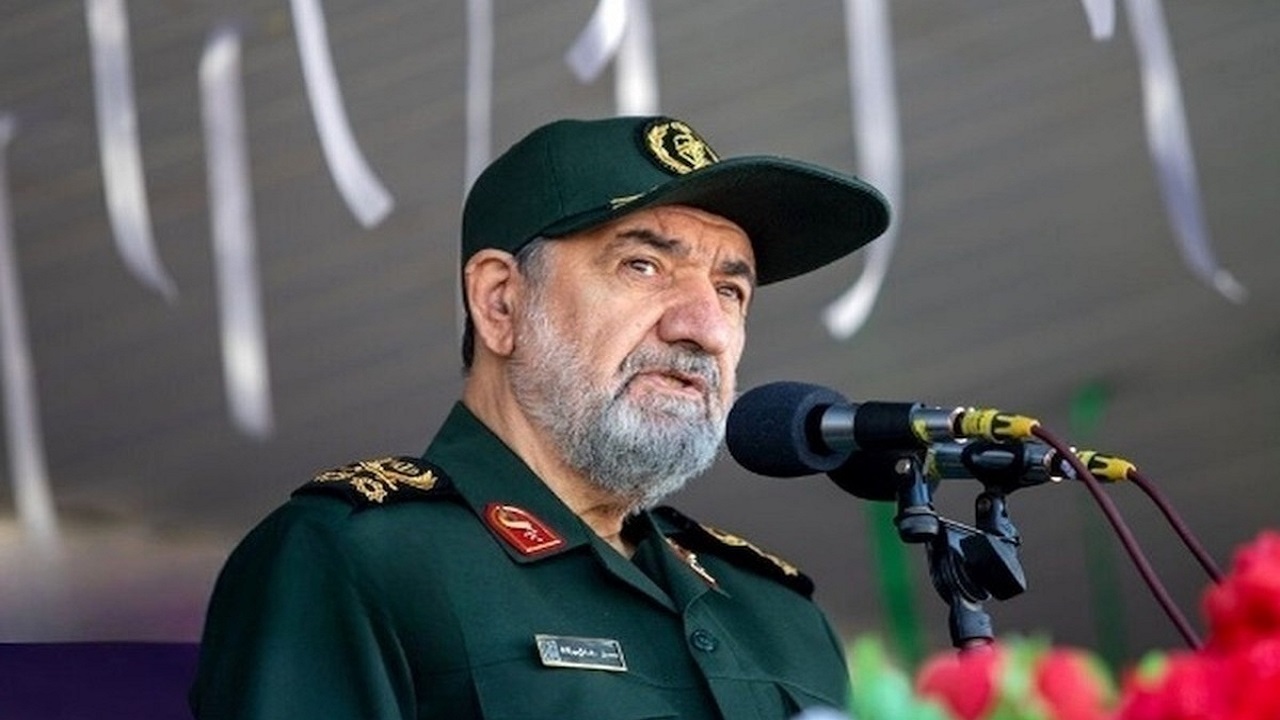 محسن رضایی خطاب به رسانه‌ها: دنبال گمانه‌زنی درباره جنگ نباشید