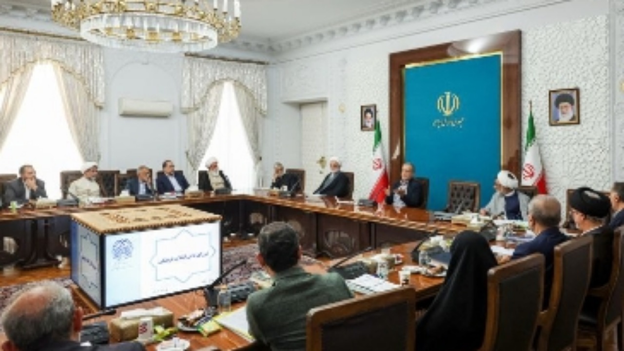 ادغام مراکز کم بازده علمی، با هدف تمرکز حمایت‌ها بر دانشگاه‌های کارآمد