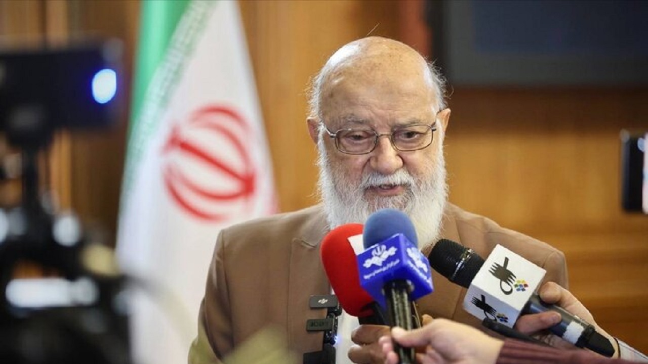 ساماندهی دستفروشان مترو کار اشتباهی است