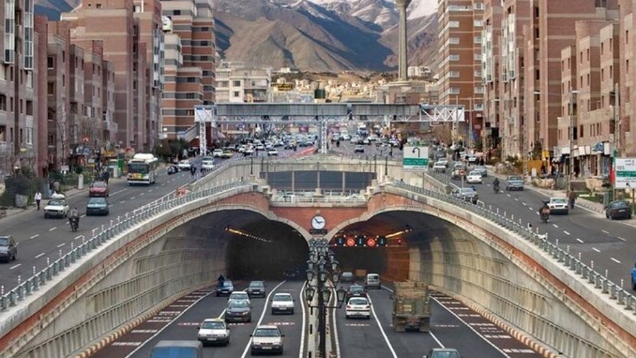 علت انسداد شبانه تونل‌های شهری تهران چیست؟